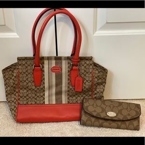 Stunning Coach handbag and matching wallet